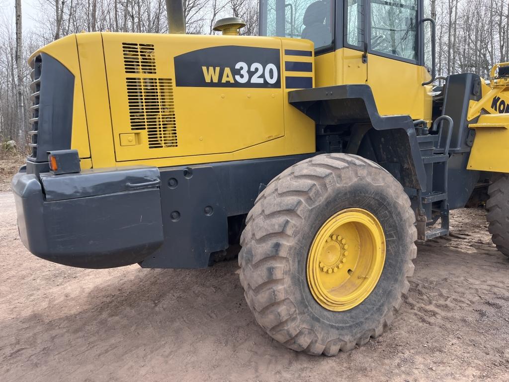 Komatsu Wa320-6 Wheel Loader