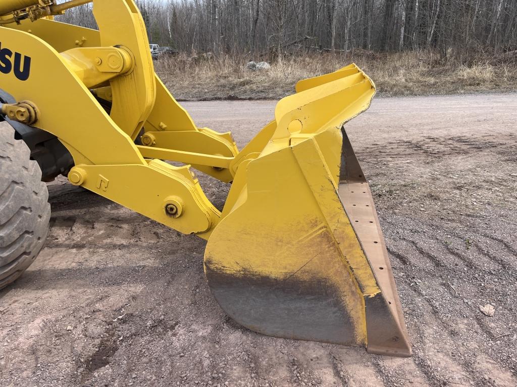 Komatsu Wa320-6 Wheel Loader