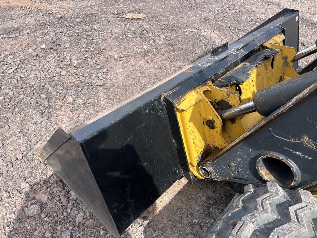 2015 John Deere 333e Skid Steer