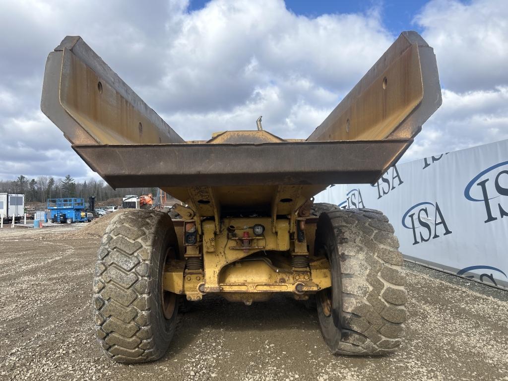 Cat 725 Haul Truck