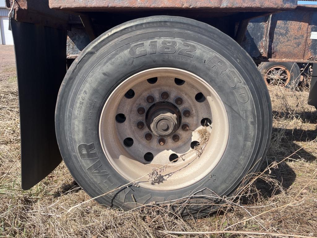 1991 Northern Star 43' Bunk Trailer