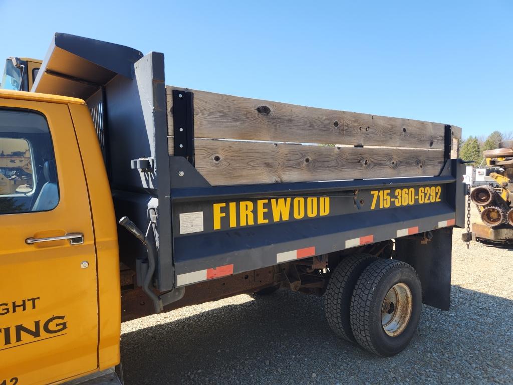 1995 Ford Super Duty Dump Truck