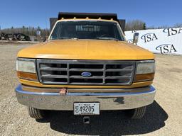 1995 Ford Super Duty Dump Truck