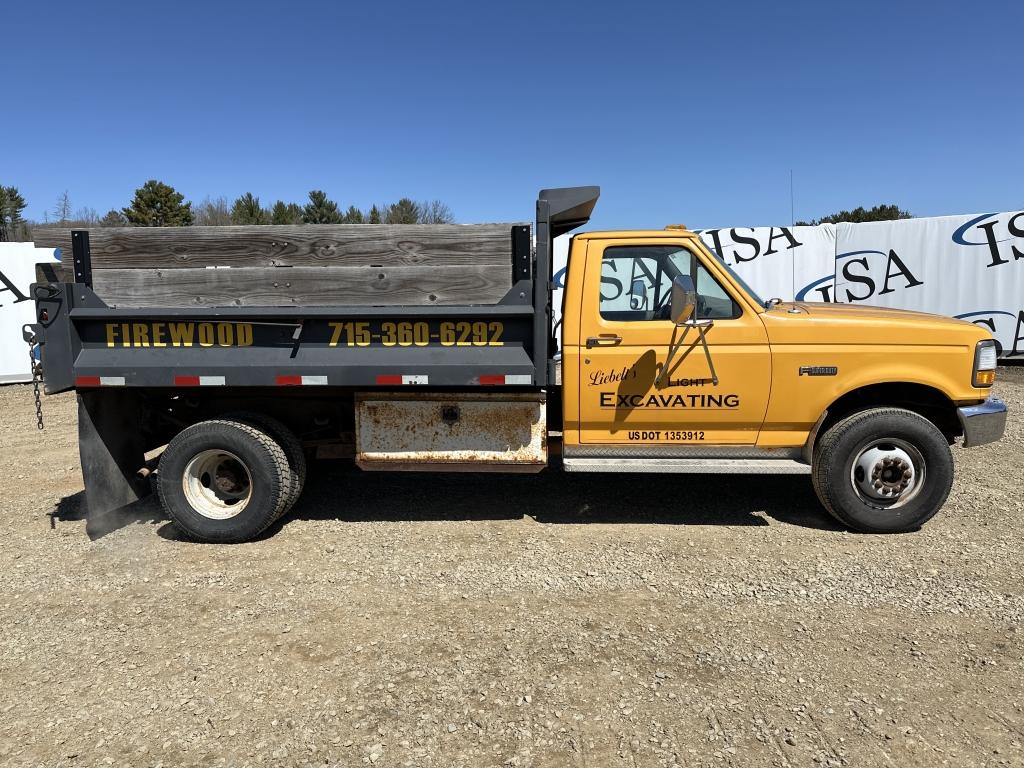 1995 Ford Super Duty Dump Truck