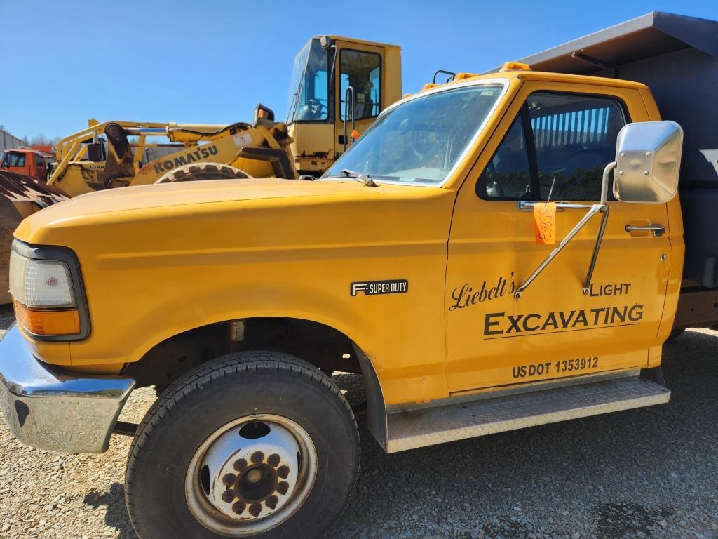 1995 Ford Super Duty Dump Truck