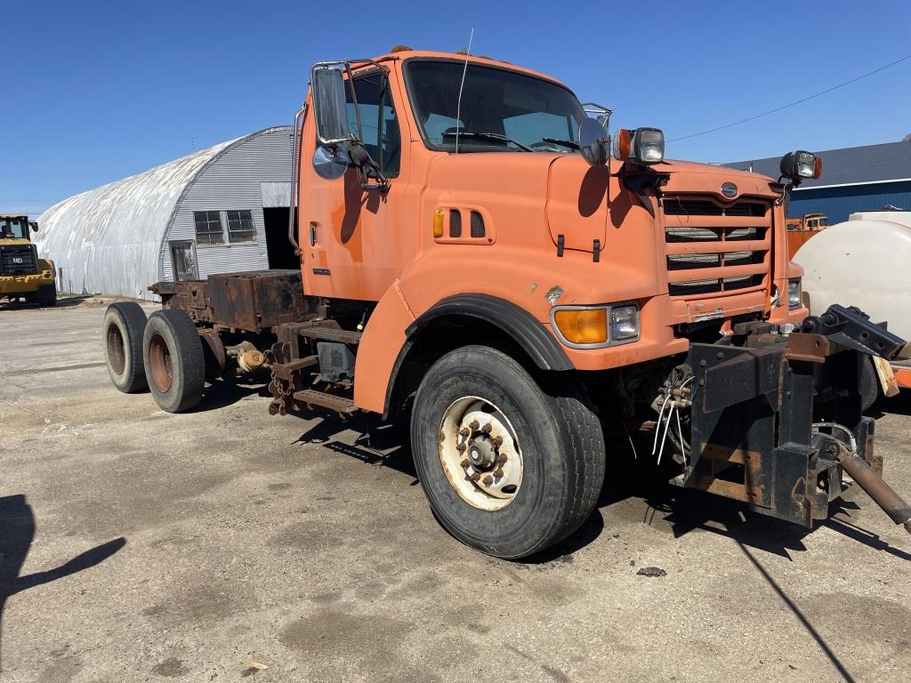 2000 Sterling Straight Truck