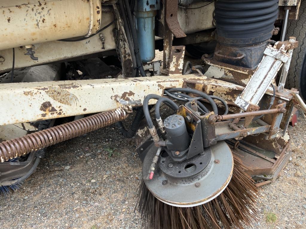 1997 Ford 6469a Sweeper Truck