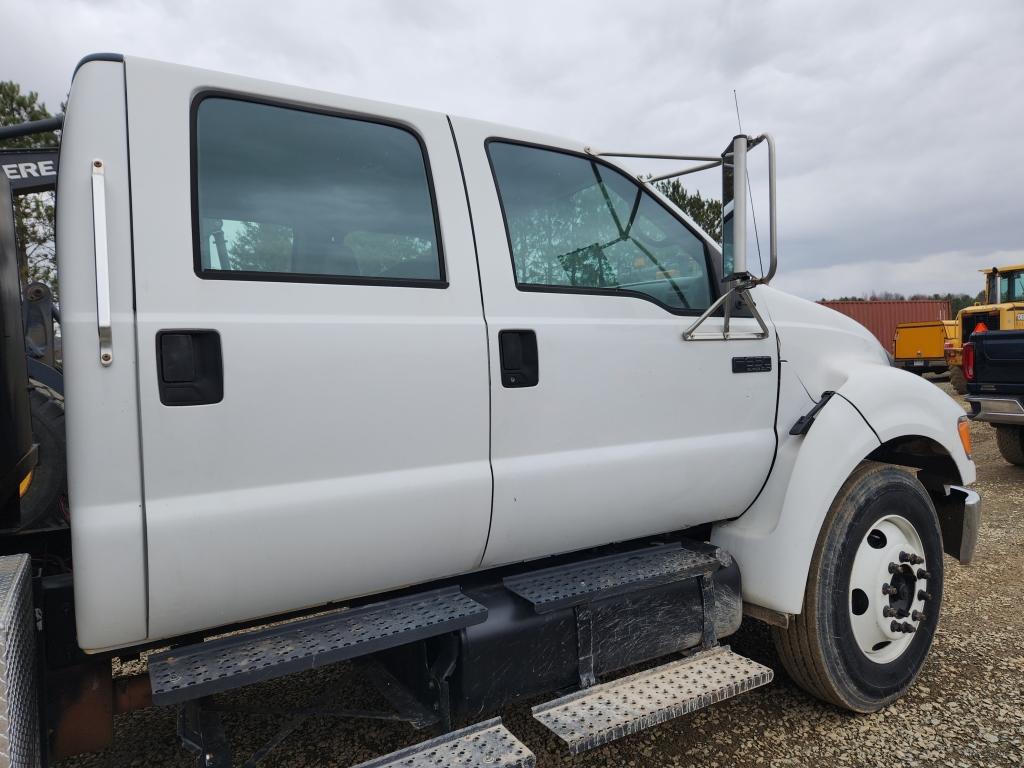 2004 Ford F-650 Dump Truck