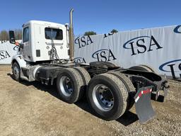 2017 Peterbilt 579 Day Cab Truck Tractor