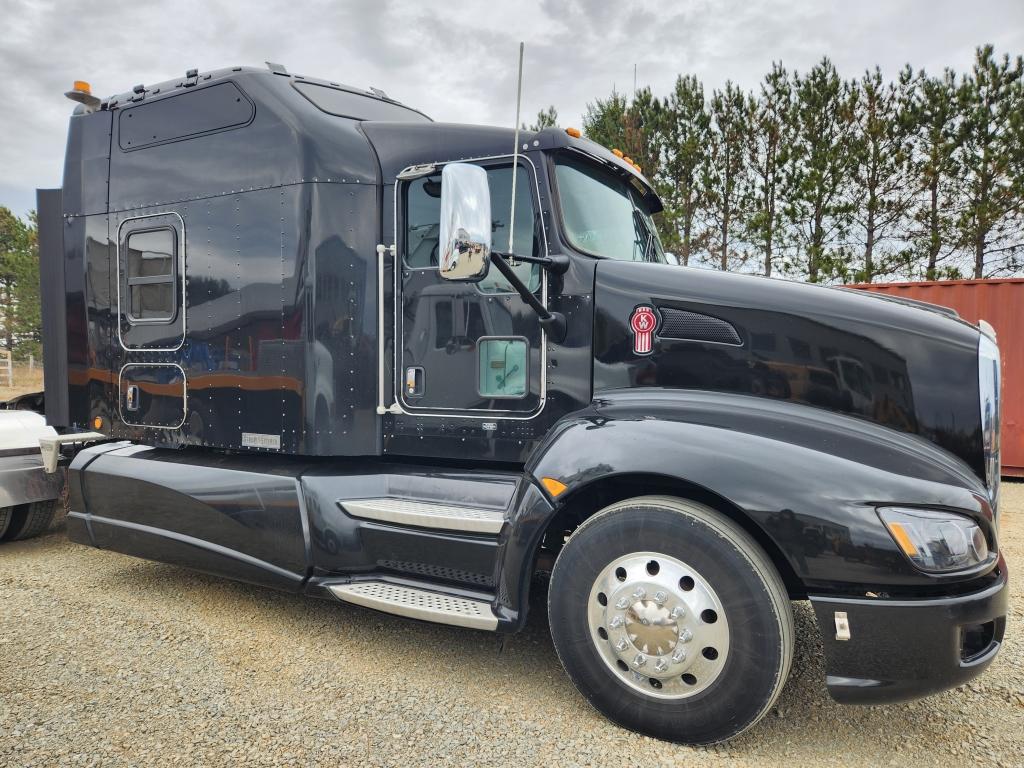 2012 Kenworth T660 Sleeper Cab Truck Tractor