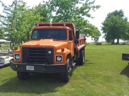 1981 INT. DUMP TRUCK W/CAT DIESEL ENGINE 5 AND 2 TRANS VIN 1HTAA1858BHA16254  1488 2 MILES