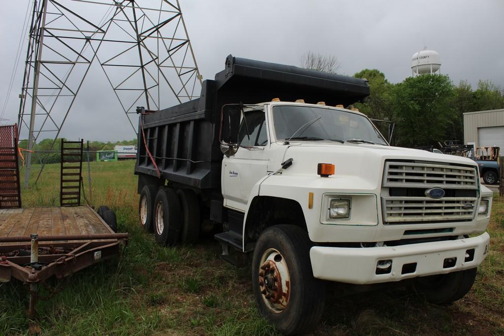 1987 Ford Tandem Dump Truck