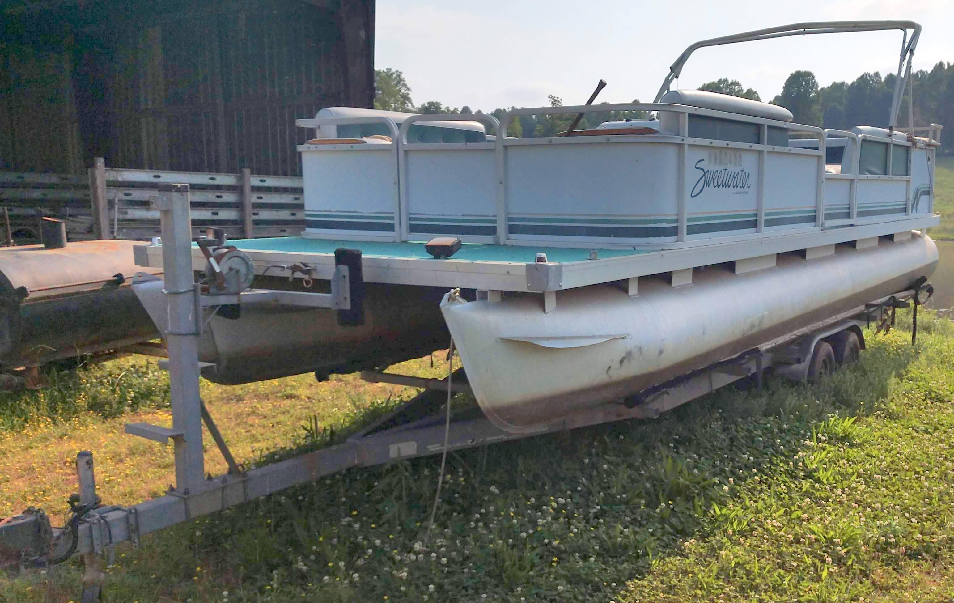 1994 Godfrey 24' Pontoon