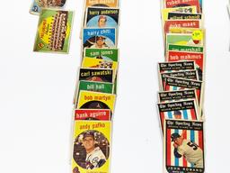 lot of (100+) 1958 TOPPS baseball cards, no duplicates, includes minor star, team cards, rookie card