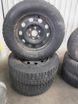 (3) Cooper Discovery M&S 245/70 R17