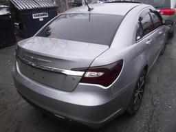 2013 Chrysler 200