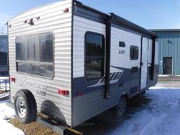 2018 Zinger Camper