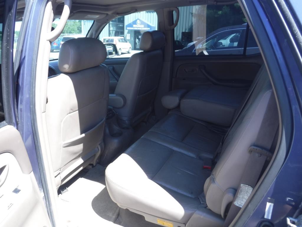 2003 Toyota Sequoia