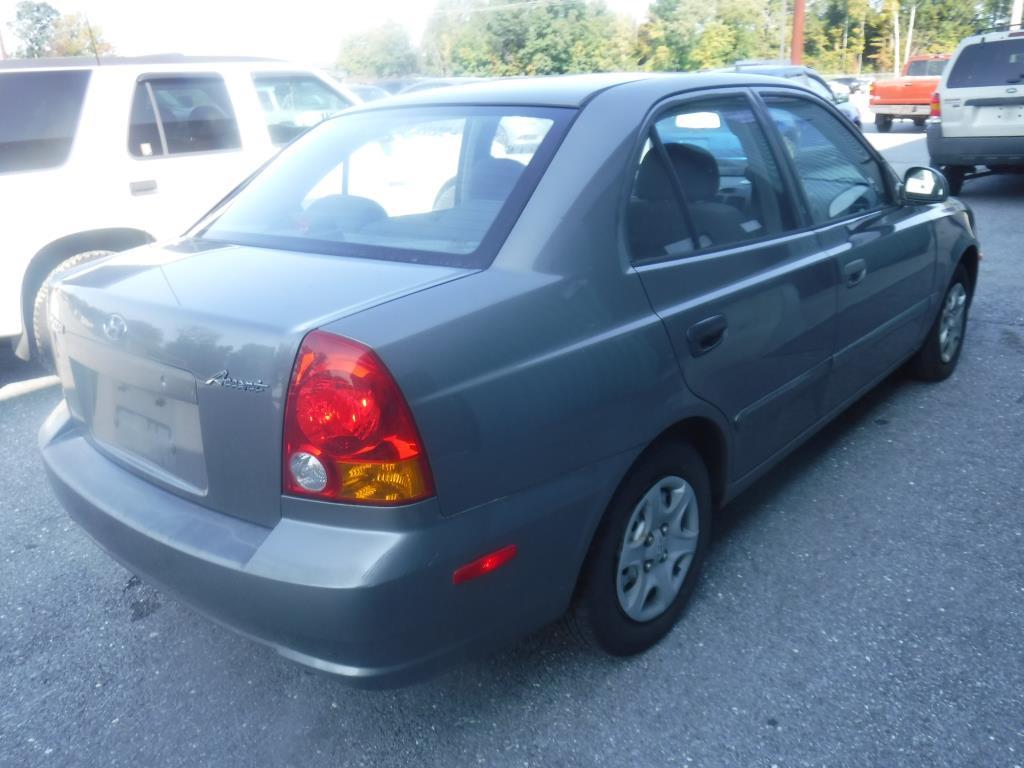 2003 Hyundai Accent