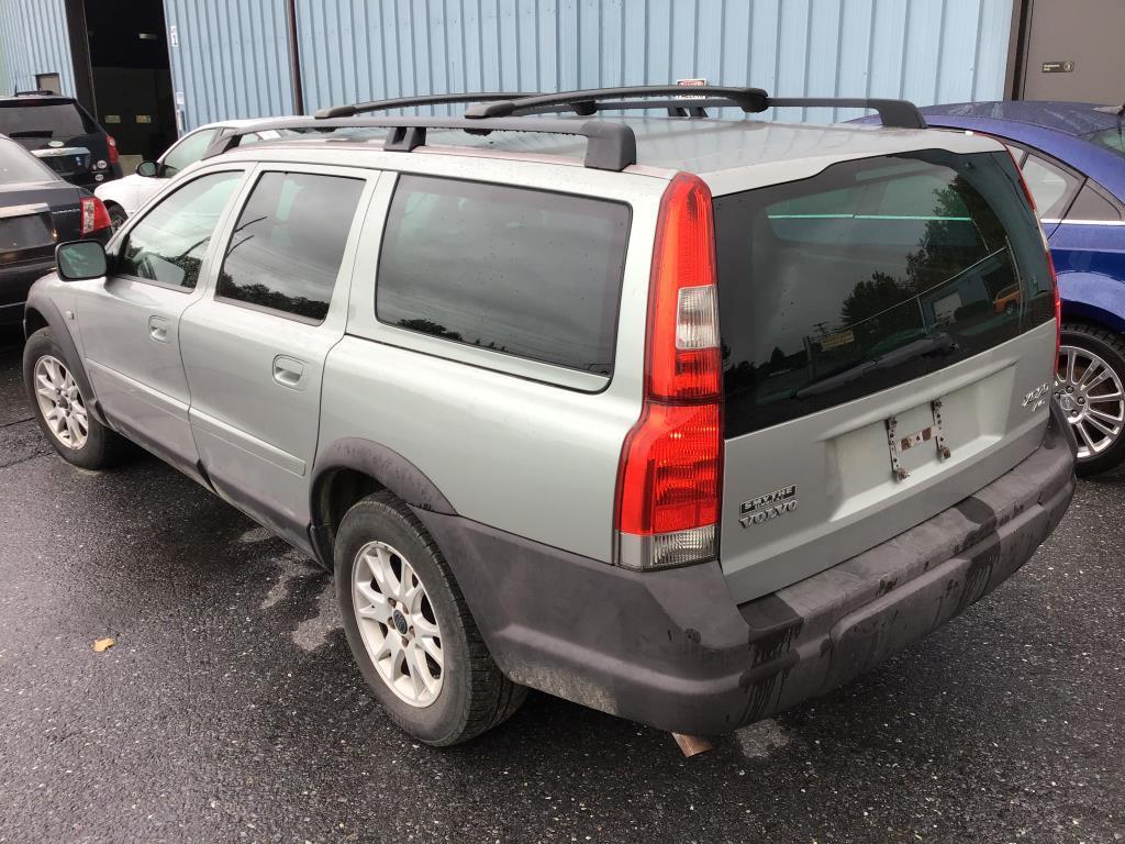 2004 Volvo XC70