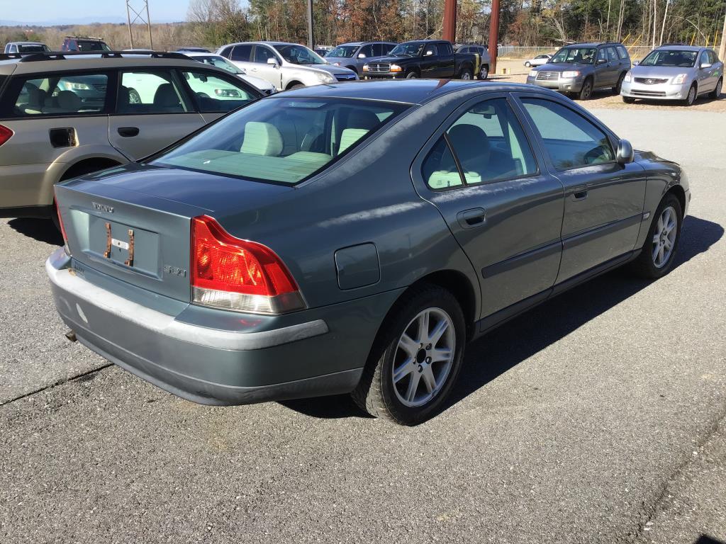 2002 Volvo S60