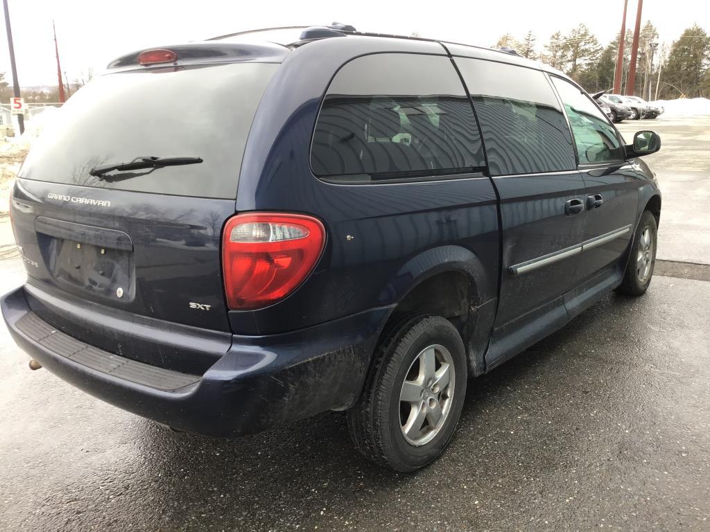 2004 Dodge Grand Caravan