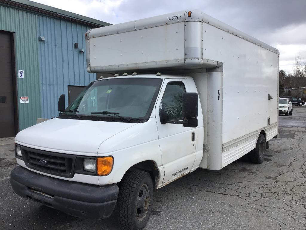 2006 FORD E450