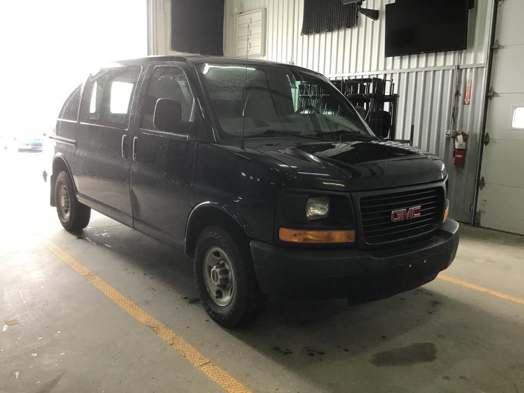 2013 GMC Savana Cargo