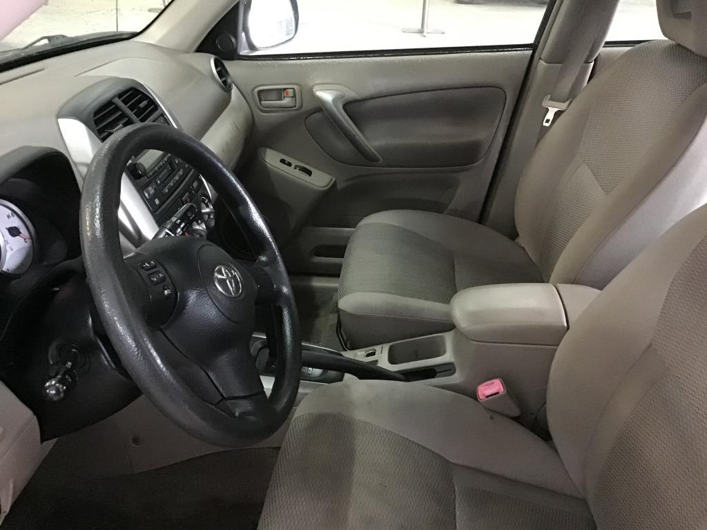 2004 Toyota RAV4