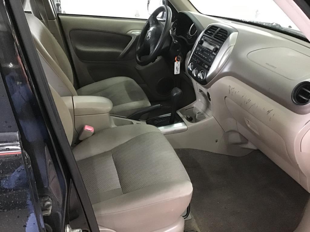 2004 Toyota RAV4