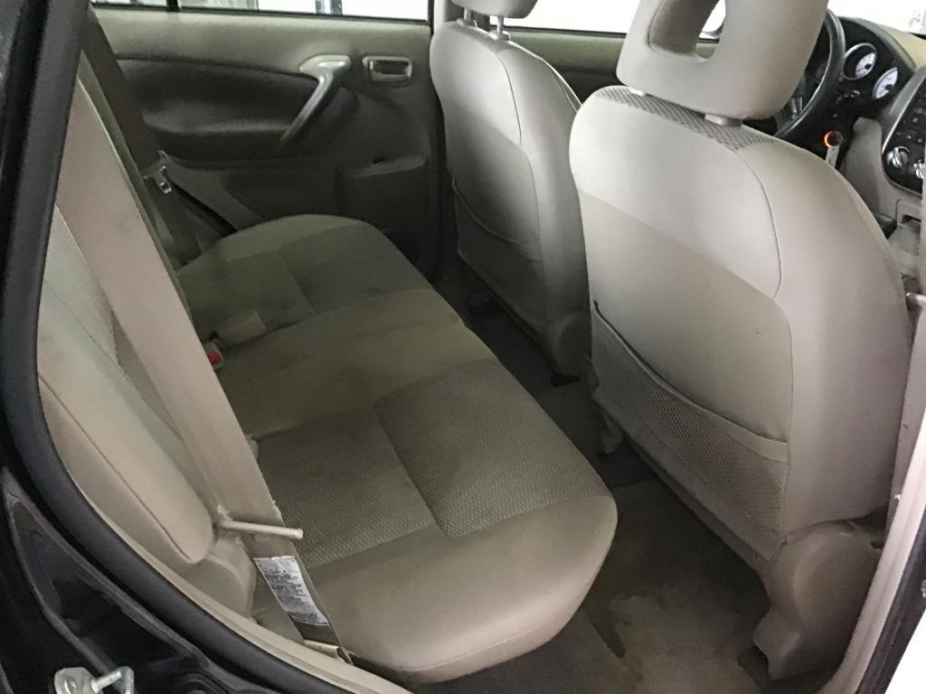 2004 Toyota RAV4