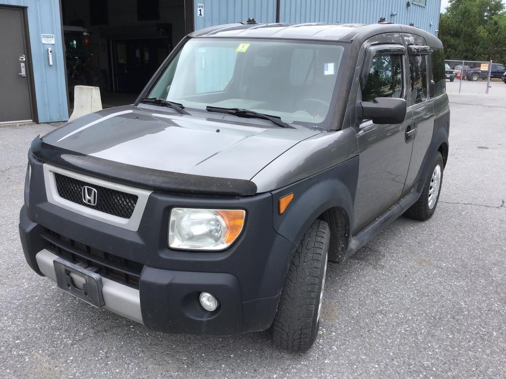 2005 Honda Element