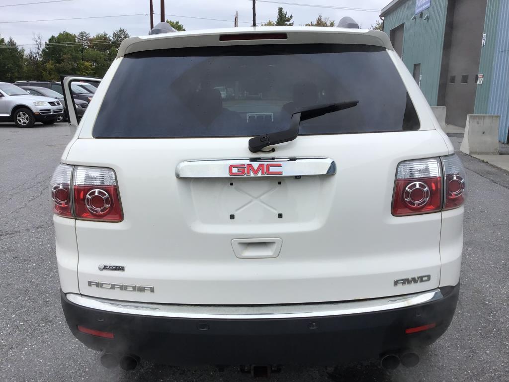 2011 GMC Acadia