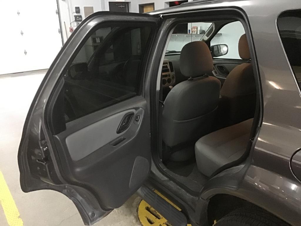 2005 Ford Escape