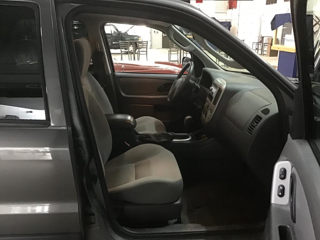 2005 Ford Escape