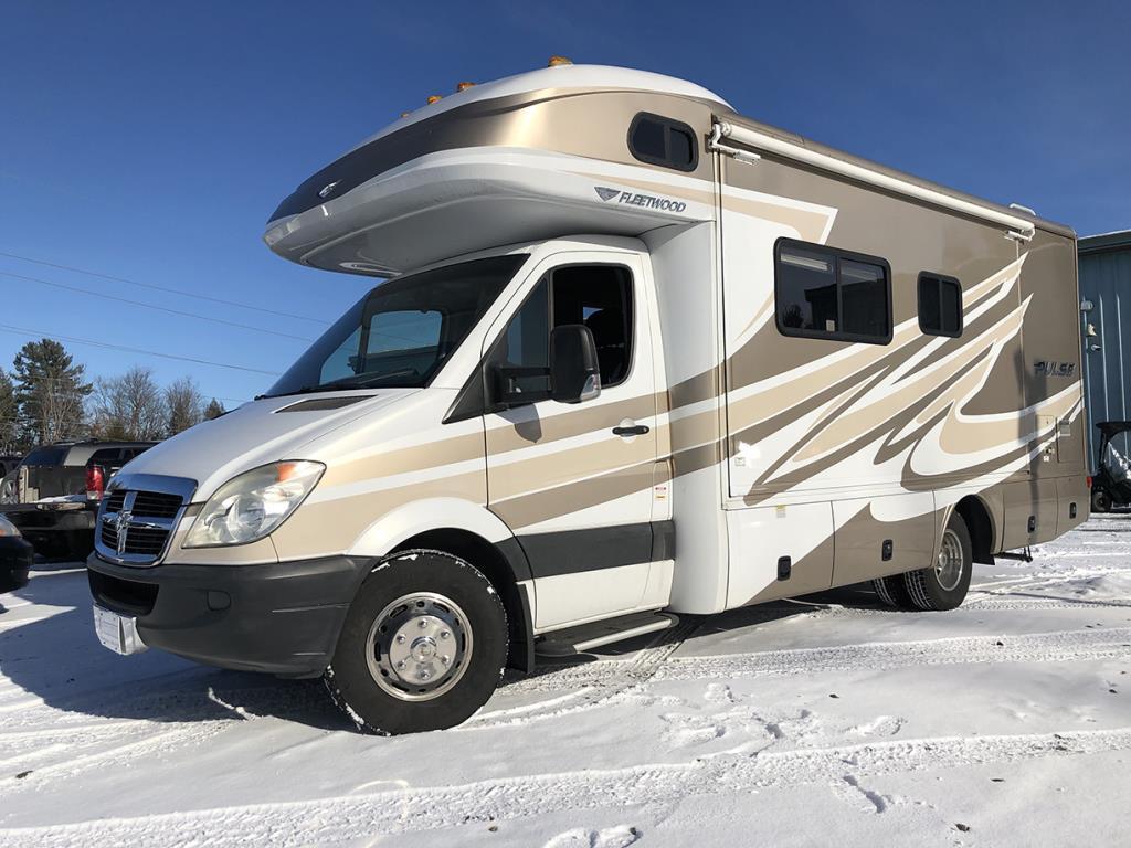 2009 (2008 chassis) Dodge Sprinter Fleetwood Pulse