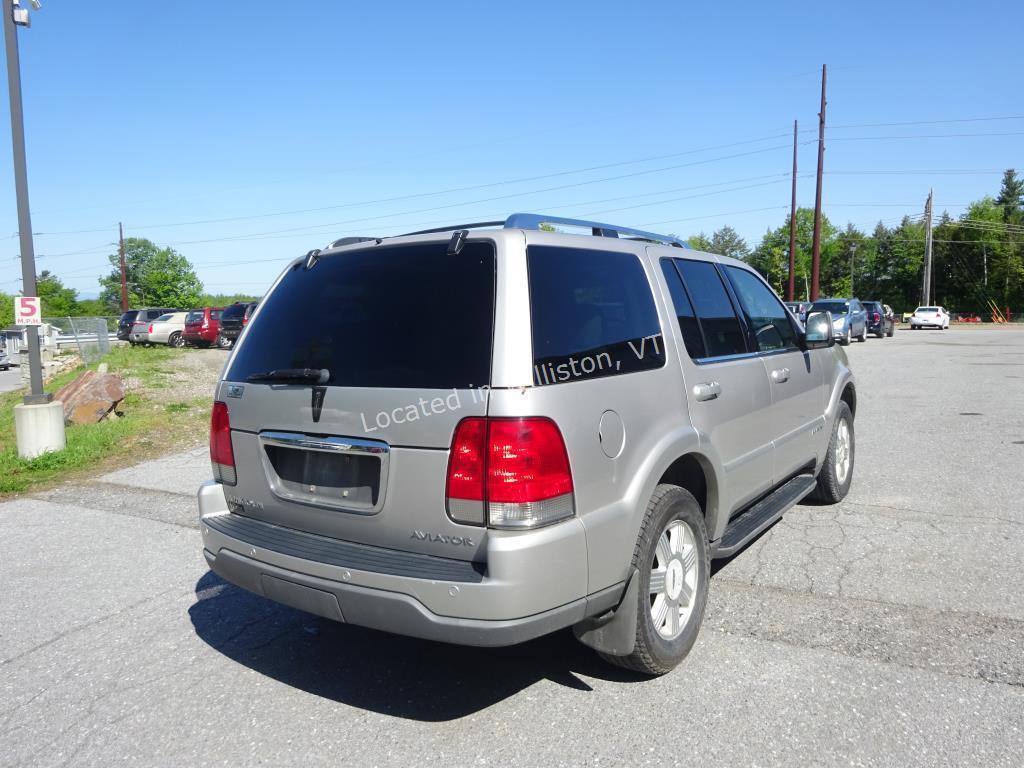 2004 Lincoln Aviator