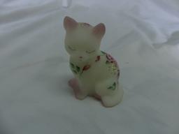 Fenton Vintage Antique Figurines And Collectables