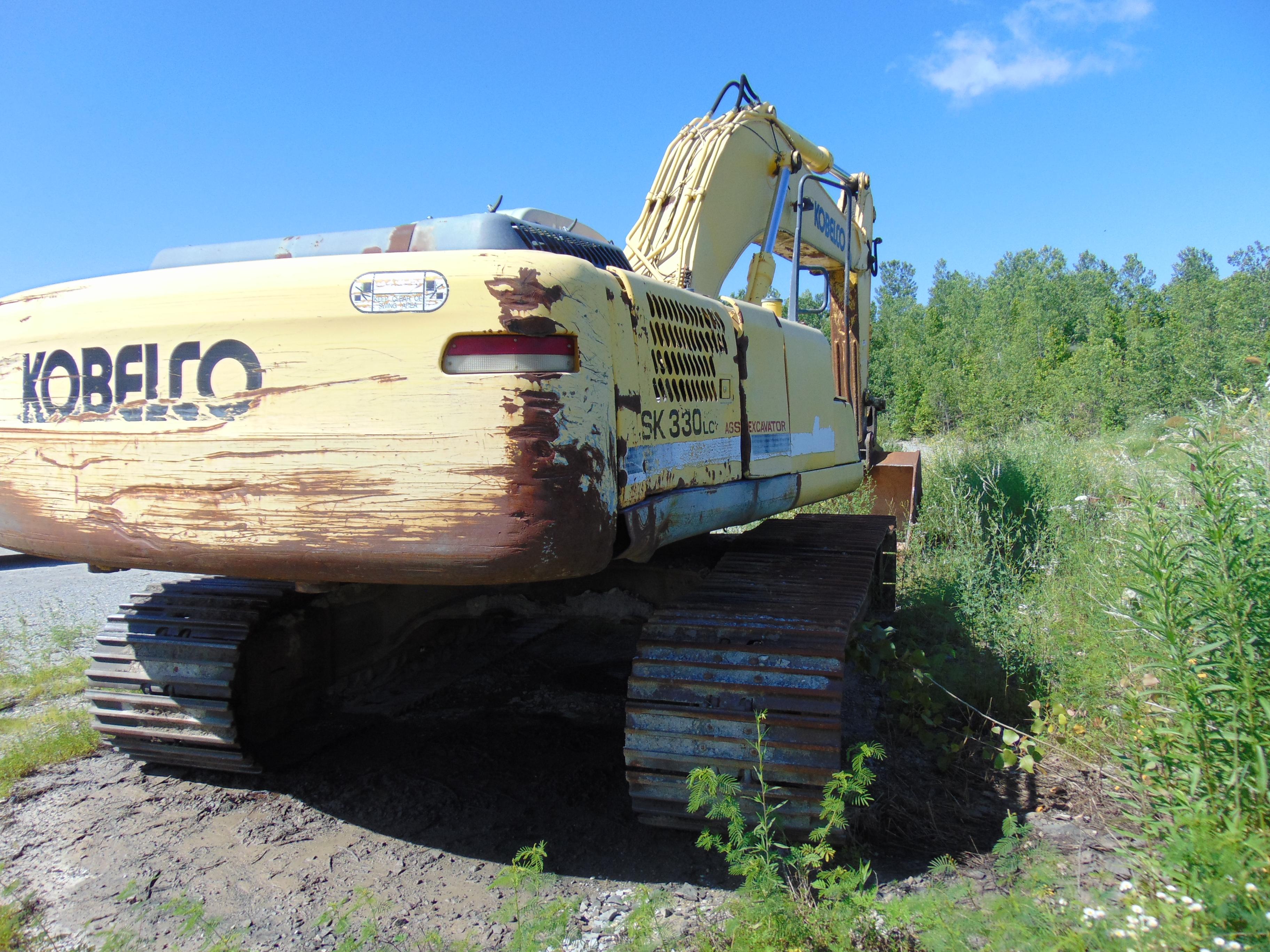 (2003) Kobelco mod. SK330, Excavator w/ Mitsubishi