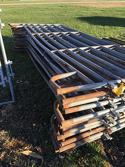 13x$ 12ft Corral Panels (Consigned by Garry Graham 660-341-4797)