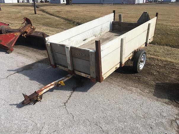 Tilt bed 4x8 trailer, has title