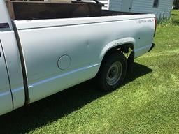 1993 GMC 1500 SL 2WD Reg Cab Pickup, 4.3 liter 6 cyl, 5 spd, 8 ft Bed, Only 65,710 miles, Runs Good.