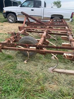 Int 12ft spring tooth cultivator