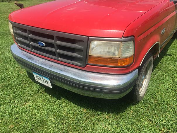 1992 F150XL, 4.9L 6cyl, automatic, 2wd, new battery, 8ft bed, 116,929 miles, runs and drives