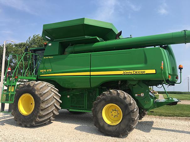 2010 JD 9870 STS 4wd Combine