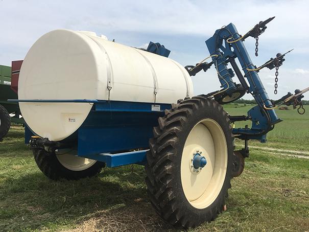 AG Systems Model 6400 liquid fertilizer applicator, Sells with Raven Control