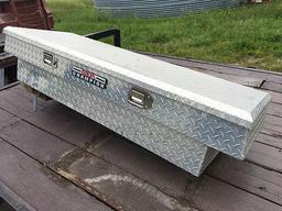 Delta Diamond plate tool box