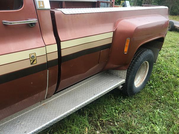 1986 GMC Sierra Classic 3500 dually 2wd pickup, Big Block V8, dual range transmission