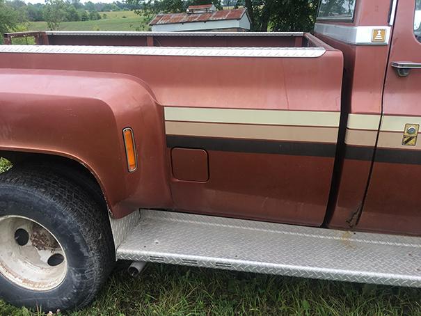 1986 GMC Sierra Classic 3500 dually 2wd pickup, Big Block V8, dual range transmission