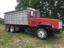 1990 GMC/Volvo Eaton Fuller 9 spd. Trans, Detroit engine, 18 ft. aluminum bed and hoist